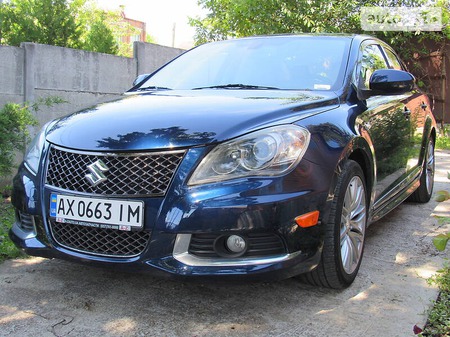 Suzuki Kizashi 2011  випуску Харків з двигуном 2.4 л бензин седан автомат за 11000 долл. 