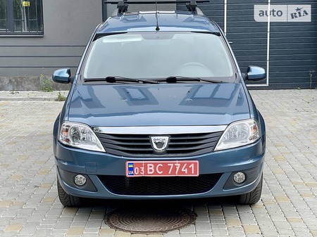 Dacia Logan 2011  випуску Тернопіль з двигуном 1.6 л бензин універсал механіка за 6700 долл. 