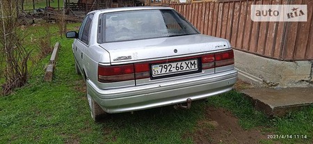 Mazda 626 1989  випуску Івано-Франківськ з двигуном 2 л дизель седан механіка за 800 долл. 