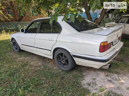 BMW 525 1989  випуску Суми з двигуном 0 л бензин седан механіка за 2000 долл. 