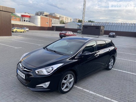 Hyundai i40 2011  випуску Черкаси з двигуном 1.7 л дизель універсал механіка за 8800 долл. 