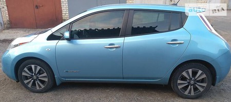 Nissan Leaf 2014  випуску Харків з двигуном 0 л електро хэтчбек автомат за 6000 долл. 