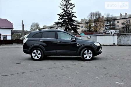 Chevrolet Captiva 2010  випуску Тернопіль з двигуном 2 л дизель позашляховик автомат за 11399 долл. 