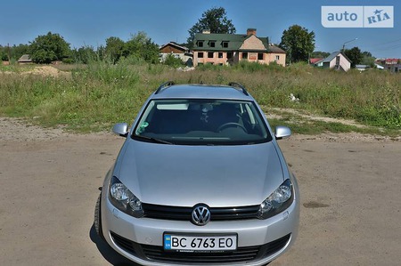 Volkswagen Golf 2011  випуску Львів з двигуном 1.6 л дизель універсал механіка за 9300 долл. 