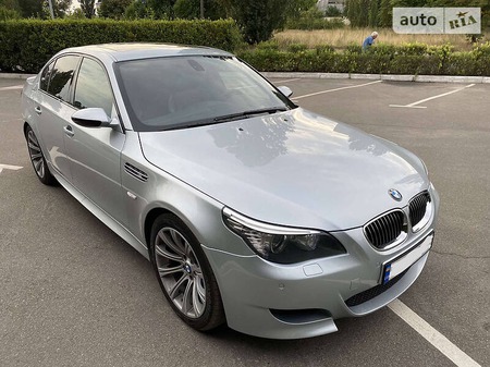 BMW M5 2007  випуску Київ з двигуном 5 л бензин седан  за 28999 долл. 