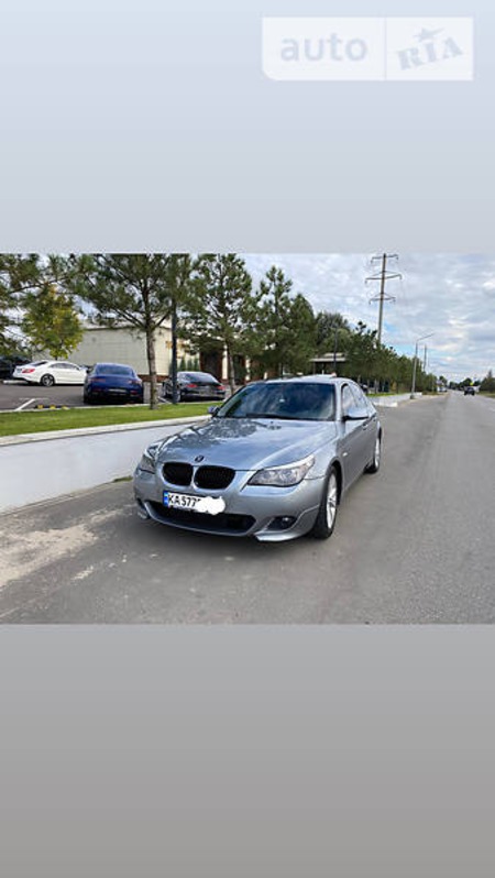 BMW 520 2004  випуску Київ з двигуном 0 л бензин седан автомат за 7900 долл. 
