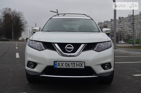 Nissan Rogue 2016  випуску Харків з двигуном 2.5 л бензин позашляховик автомат за 18000 долл. 