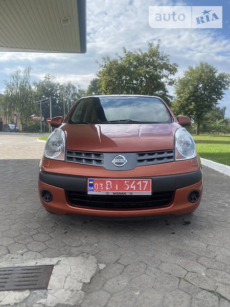 Nissan Note 2007  випуску Рівне з двигуном 1.4 л бензин хэтчбек механіка за 5299 долл. 