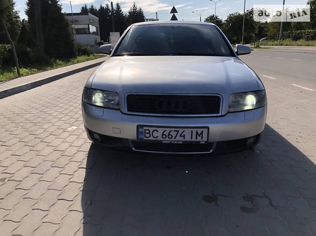 Audi A4 Limousine 2002  випуску Львів з двигуном 1.8 л бензин седан механіка за 5800 долл. 