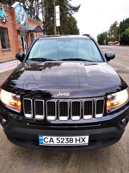 Jeep Compass 2014  випуску Черкаси з двигуном 2 л бензин позашляховик автомат за 12800 долл. 