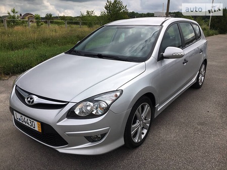 Hyundai i30 2012  випуску Вінниця з двигуном 1.6 л дизель універсал механіка за 8550 долл. 