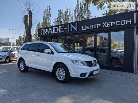 Dodge Journey 2015  випуску Херсон з двигуном 2.4 л бензин позашляховик автомат за 13700 долл. 