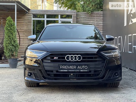 Audi S8 2020  випуску Київ з двигуном 4 л бензин седан автомат за 157000 долл. 