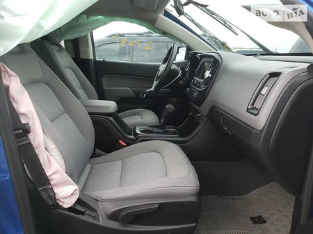 Chevrolet Colorado 2019  випуску Київ з двигуном 0 л бензин пікап автомат за 12100 долл. 