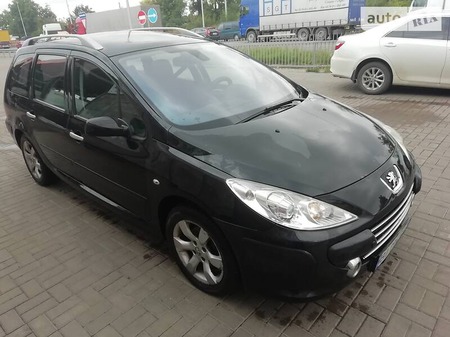 Peugeot 307 2008  випуску Полтава з двигуном 1.6 л дизель універсал механіка за 4900 долл. 