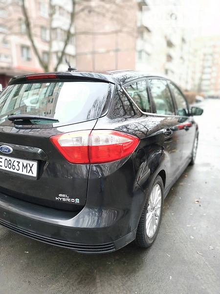 Ford C-Max 2015  випуску Дніпро з двигуном 2 л бензин седан автомат за 11600 долл. 