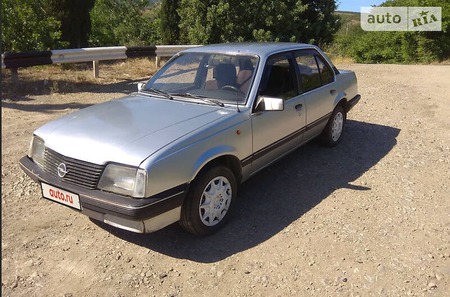 Opel Ascona 1986  випуску Чернівці з двигуном 1.6 л дизель седан механіка за 1100 долл. 