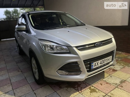 Ford Kuga 2014  випуску Харків з двигуном 2 л дизель позашляховик автомат за 14800 долл. 