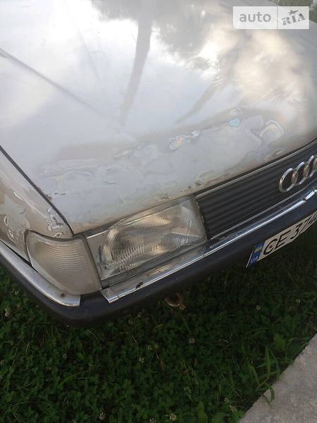 Audi 100 1986  випуску Чернівці з двигуном 2 л  седан механіка за 1450 долл. 