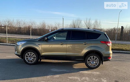 Ford Kuga 2013  випуску Київ з двигуном 1.6 л бензин позашляховик автомат за 13500 долл. 