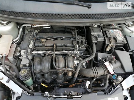 Ford Focus 2005  випуску Суми з двигуном 1.6 л бензин універсал механіка за 5499 долл. 