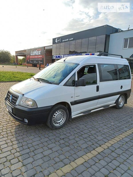 Citroen Jumpy 2005  випуску Івано-Франківськ з двигуном 2 л дизель мінівен механіка за 5400 долл. 