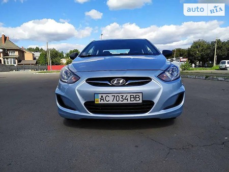 Hyundai Accent 2011  випуску Луцьк з двигуном 1.4 л бензин седан автомат за 7200 долл. 