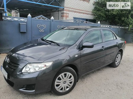 Toyota Corolla 2007  випуску Харків з двигуном 1.6 л бензин седан механіка за 10650 долл. 