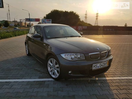 BMW 118 2005  випуску Луцьк з двигуном 2 л бензин хэтчбек механіка за 6750 долл. 