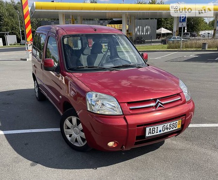 Citroen Berlingo 2005  випуску Київ з двигуном 1.6 л бензин мінівен механіка за 5300 долл. 