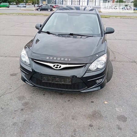 Hyundai i30 2010  випуску Черкаси з двигуном 0 л  універсал механіка за 5800 долл. 