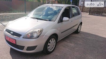 Ford Fiesta 2008  випуску Кропивницький з двигуном 0.8 л бензин хэтчбек механіка за 4700 долл. 