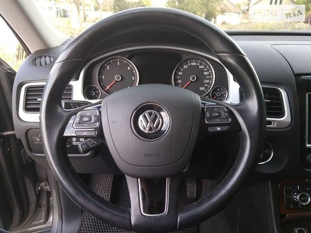 Volkswagen Touareg 2010  випуску Миколаїв з двигуном 3 л дизель універсал автомат за 23000 долл. 