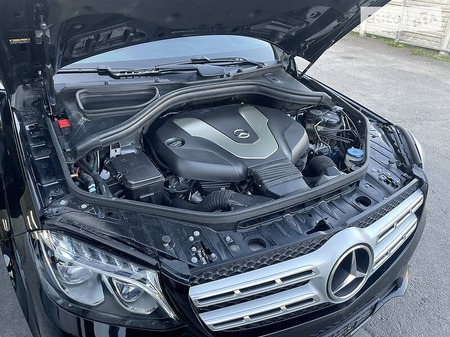 Mercedes-Benz GLS 350 2017  випуску Тернопіль з двигуном 3 л дизель позашляховик автомат за 55900 долл. 