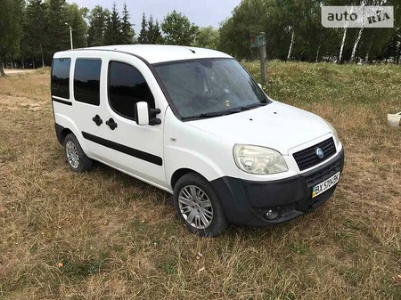 Fiat Doblo 2007  випуску Хмельницький з двигуном 1.9 л дизель універсал  за 6000 долл. 