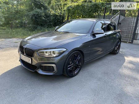 BMW 140 2018  випуску Київ з двигуном 3 л бензин хэтчбек автомат за 27000 долл. 