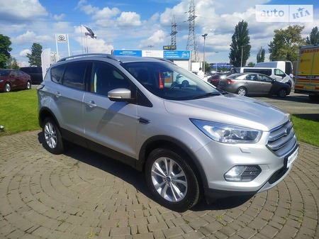 Ford Kuga 2019  випуску Київ з двигуном 2 л дизель позашляховик  за 27000 євро 