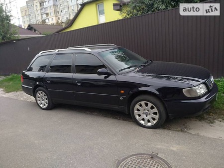 Audi A6 Limousine 1996  випуску Київ з двигуном 2 л газ універсал механіка за 4300 долл. 