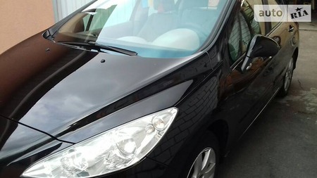 Peugeot 308 2008  випуску Житомир з двигуном 1.6 л бензин хэтчбек механіка за 5500 долл. 