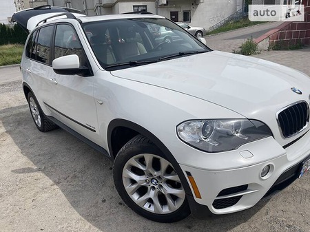 BMW X5 2013  випуску Тернопіль з двигуном 0 л бензин позашляховик автомат за 19900 долл. 