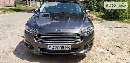 Ford Fusion 2016  випуску Харків з двигуном 2 л бензин седан автомат за 15300 долл. 