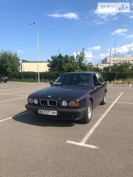 BMW 518 1995  випуску Київ з двигуном 0 л  універсал механіка за 2500 долл. 