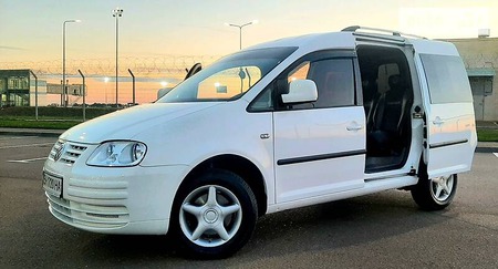 Volkswagen Caddy 2007  випуску Одеса з двигуном 1.9 л дизель мінівен автомат за 7200 долл. 