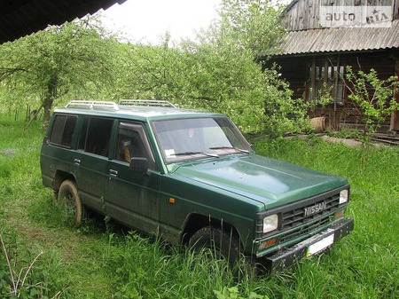Nissan Patrol 1986  випуску Львів з двигуном 3.3 л дизель позашляховик механіка за 5500 долл. 