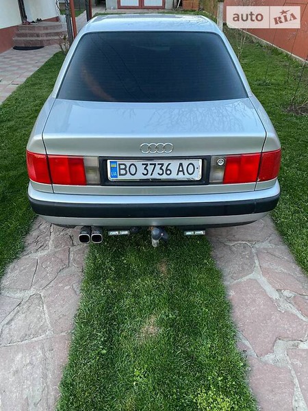 Audi 100 1994  випуску Тернопіль з двигуном 2.6 л  седан автомат за 4300 долл. 