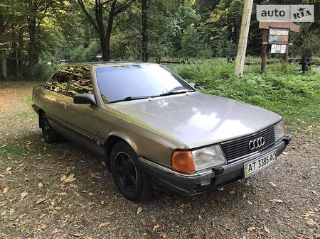 Audi 100 1989  випуску Івано-Франківськ з двигуном 2.3 л бензин седан механіка за 1650 долл. 