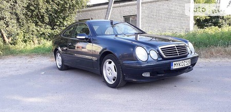 Mercedes-Benz CLK 200 2000  випуску Вінниця з двигуном 2 л газ купе механіка за 5900 долл. 