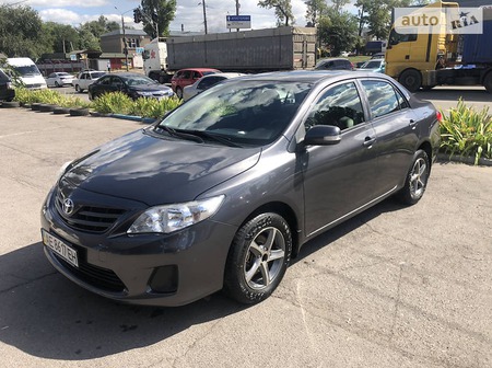 Toyota Corolla 2010  випуску Дніпро з двигуном 1.3 л  седан механіка за 7800 долл. 