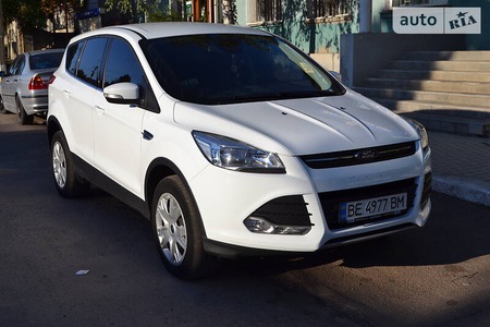 Ford Kuga 2016  випуску Миколаїв з двигуном 1.5 л бензин позашляховик механіка за 15000 долл. 