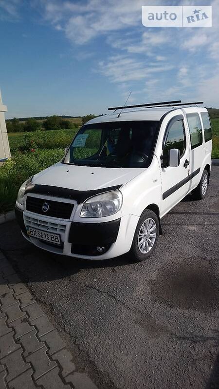 Fiat Doblo 2007  випуску Хмельницький з двигуном 2 л дизель мінівен механіка за 5100 долл. 